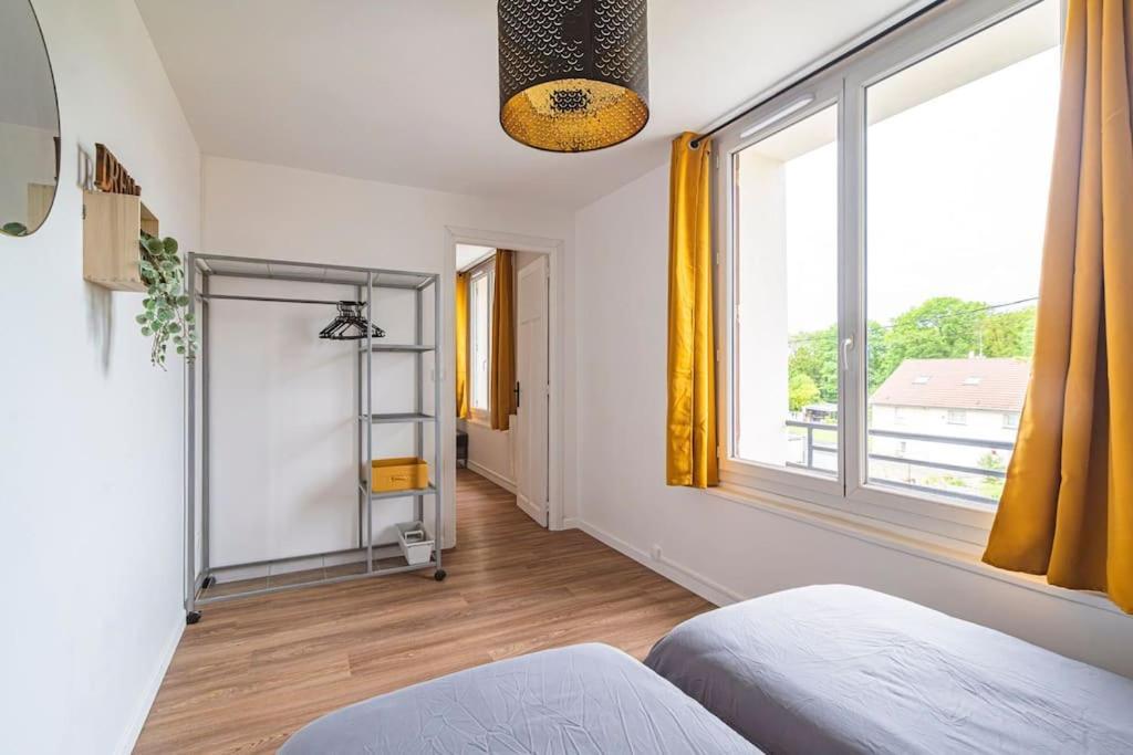 "Le Chaleureux" Appartement Pour 4 Personnes Isles-sur-Suippe Exteriér fotografie